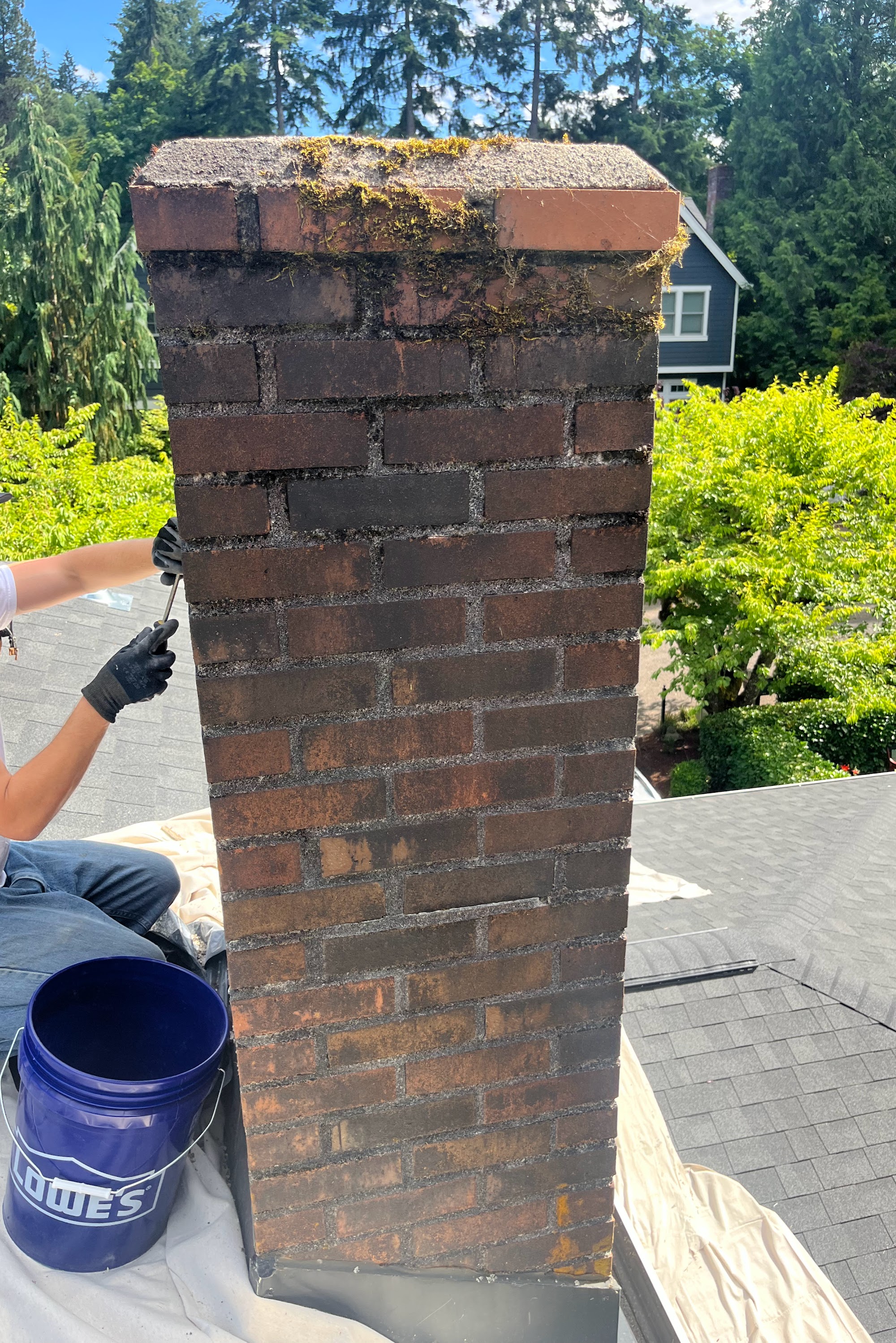 Grinding Out Failed Mortar in